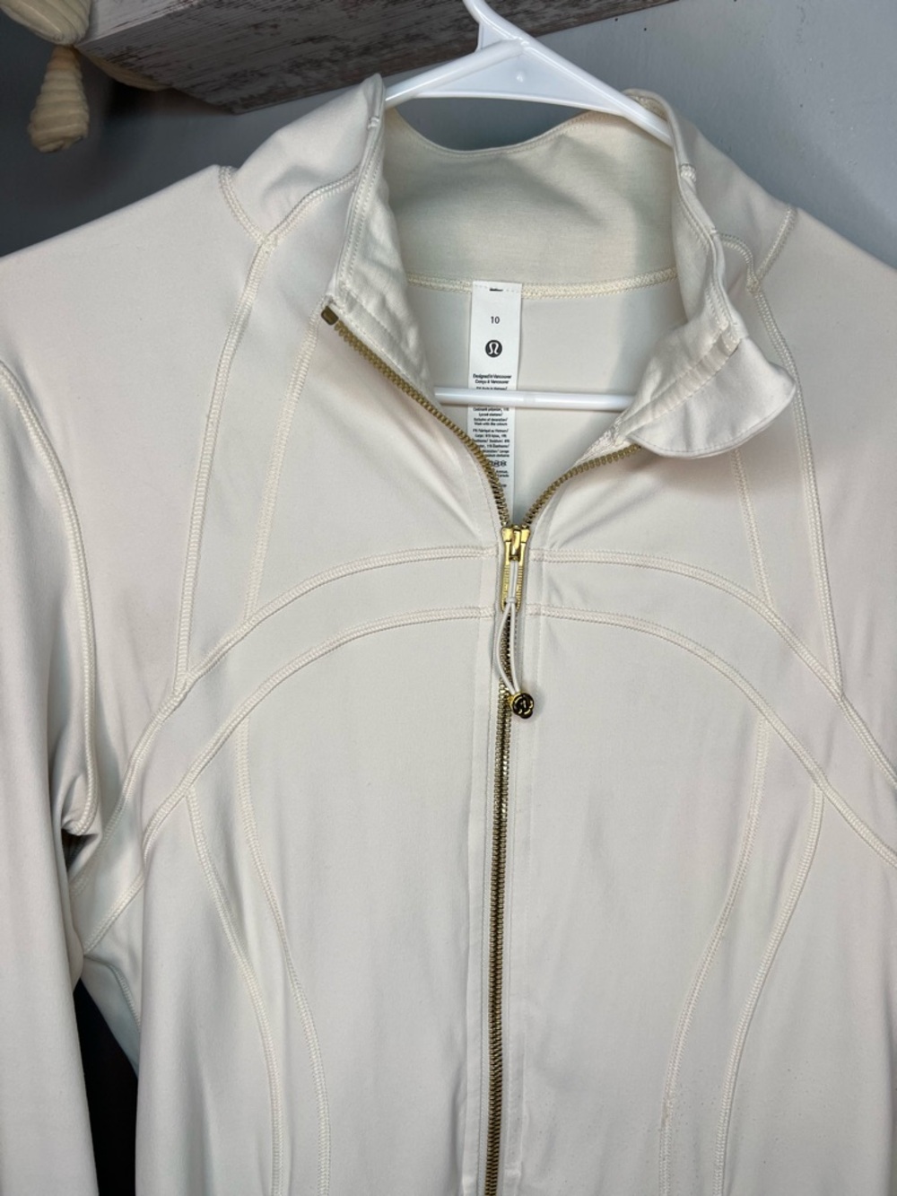 lululemon athletica bone color Zip-Up Athletic Jacket with Gold Accents size 10 - Picture 4 of 4